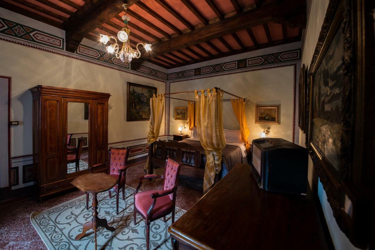 Castello Di Valenzano Alojamento de Turismo Rural